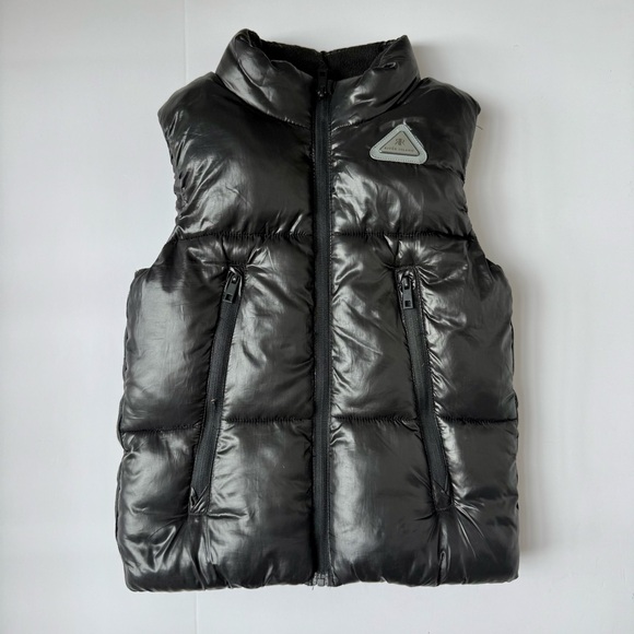 River Island Girls Shiny Black Puffer Vest Size 4-5Y - Picture 4 of 6